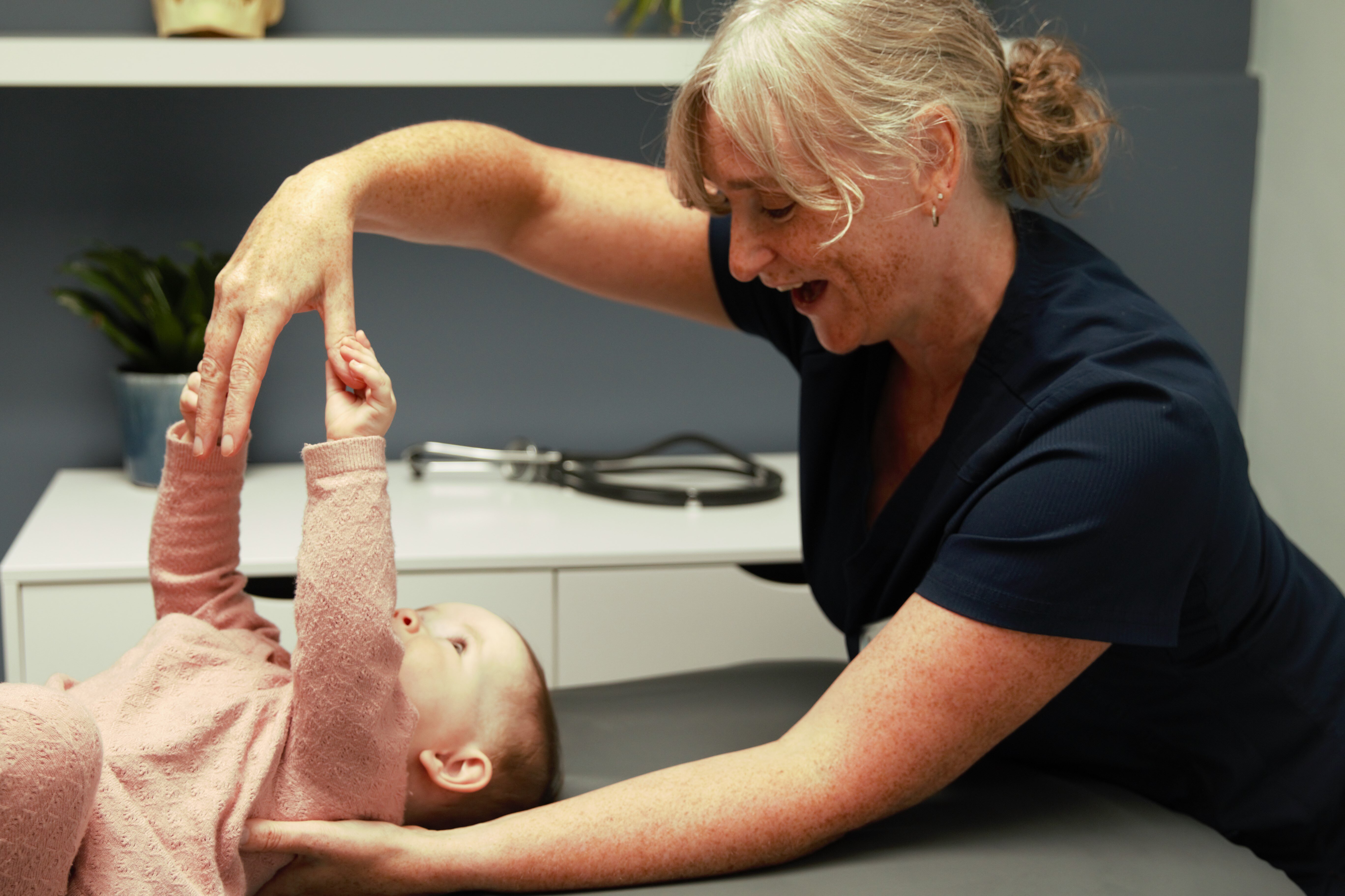 Home. Jo and Hallie-su